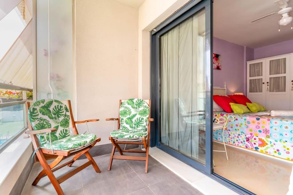 Familiar, A 5 Min De La Playa, Piscina, Terraza, Wifi Alta Velocidad, Mascotas Bienvenidas Y Parking Roquetas de Mar