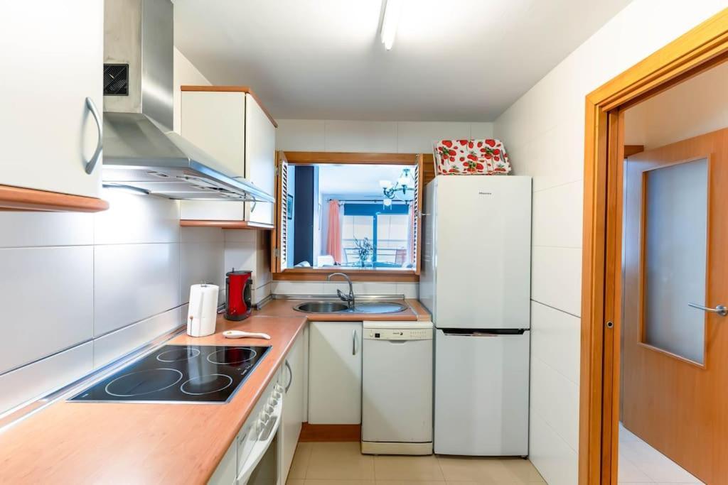Apartment Familiar, A 5 Min De La Playa, Piscina, Terraza, Wifi Alta Velocidad, Mascotas Bienvenidas Y Parking *