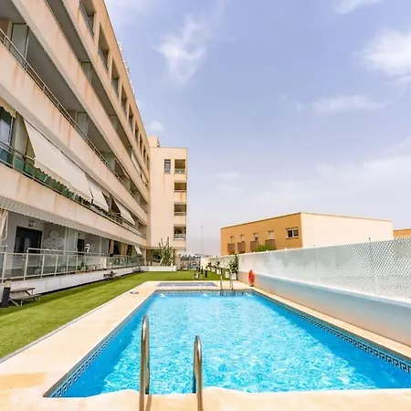 Apartamento Familiar, A 5 Min De La Playa, Piscina, Terraza, Wifi Alta Velocidad, Mascotas Bienvenidas Y Parking Roquetas de Mar Buitenkant foto