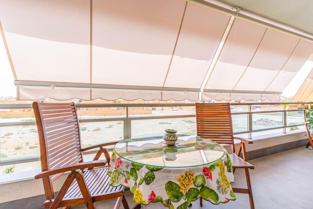 Familiar, A 5 Min De La Playa, Piscina, Terraza, Wifi Alta Velocidad, Mascotas Bienvenidas Y Parking Roquetas de Mar