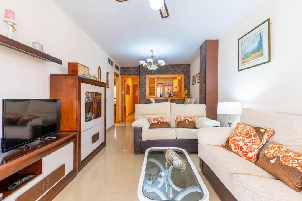 Apartamento Familiar, A 5 Min De La Playa, Piscina, Terraza, Wifi Alta Velocidad, Mascotas Bienvenidas Y Parking *