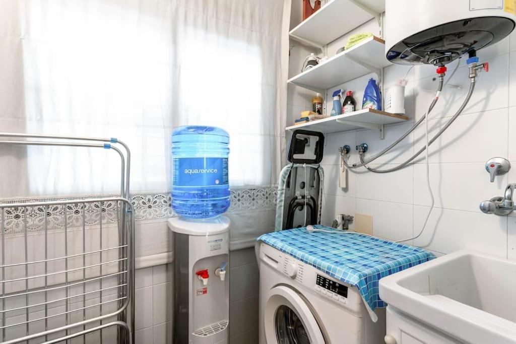 Apartamento Familiar, A 5 Min De La Playa, Piscina, Terraza, Wifi Alta Velocidad, Mascotas Bienvenidas Y Parking Roquetas de Mar