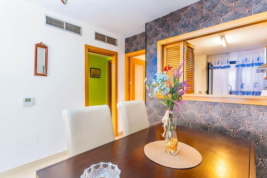 Familiar, A 5 Min De La Playa, Piscina, Terraza, Wifi Alta Velocidad, Mascotas Bienvenidas Y Parking Apartment